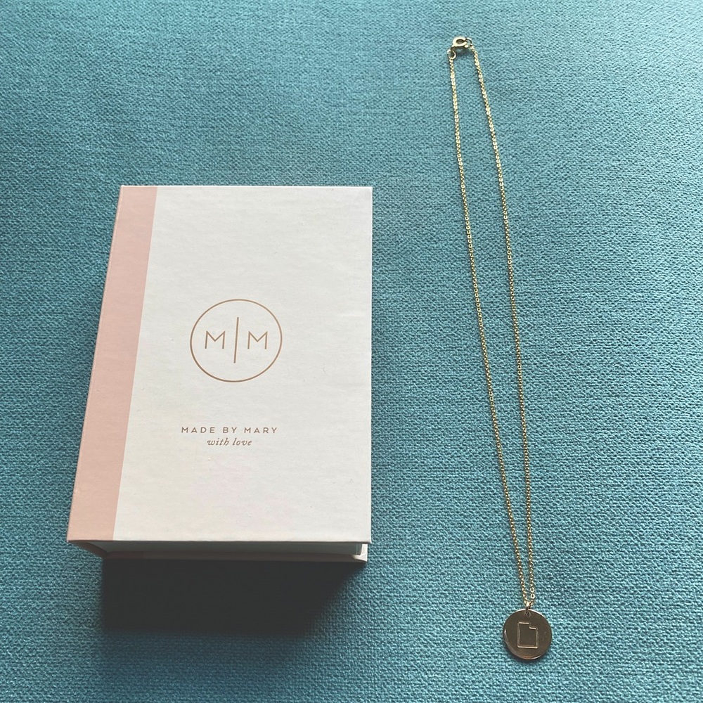 Made by Mary 16” gold Utah pendant necklace